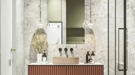 Ausrige Bathroom 1